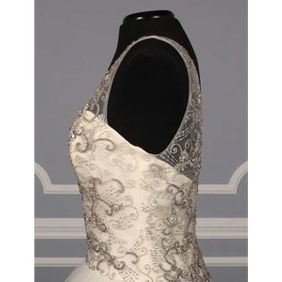 KENNETH POOL Giada K436 V Neck Sleeveless Ballgown Beaded Tulle Wedding Dress 10 - Picture 7 of 12